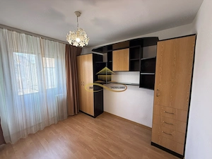 Apartament 3 camere de vanzare in Bacau - imagine 3