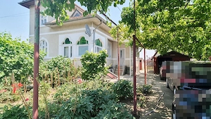 Casa individuala de vanzare in Buftea, str. Tamas - teren 2.101 mp
