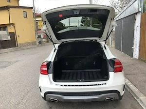 Mercedes-Benz Gla 180 pachet Amg line - imagine 8