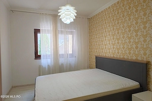 Giroc - Str Marte - 2 Camere 53 MP, Terasa 11 MP, Curte 43 MP, Parcare - imagine 14