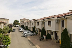 Giroc - Str Marte - 2 Camere 53 MP, Terasa 11 MP, Curte 43 MP, Parcare - imagine 20