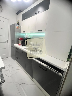 Apartament 2 camere | Renovat | Balcon inchis | zona Rahovei - imagine 8