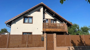 Casă Vila 4 Camere + Birou, 190 mp Utili, Teren 586 mp - Cu Pompa De Caldura NIBE, Consum Redus De E - imagine 2