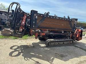 Foraj dirijat - had ditch witch jt2720 + camion transport iveco - imagine 3
