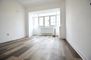 TEIUL DOAMNEI, BLOC 1984, DECOMANDAT, RENOVAT, NEMOBILAT, 0% COMISION! - imagine 4