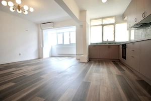 TEIUL DOAMNEI, BLOC 1984, DECOMANDAT, RENOVAT, NEMOBILAT, 0% COMISION! - imagine 2