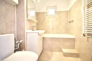 TEIUL DOAMNEI, BLOC 1984, DECOMANDAT, RENOVAT, NEMOBILAT, 0% COMISION! - imagine 6