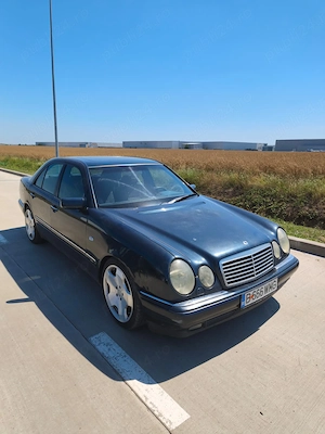 Mercedes-Benz E280   2.8 Benzină   193 CP   Cutie automată