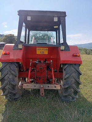 vând tractor si o culegătoare de mălai  - imagine 2