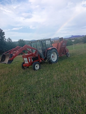 vând tractor si o culegătoare de mălai  - imagine 8