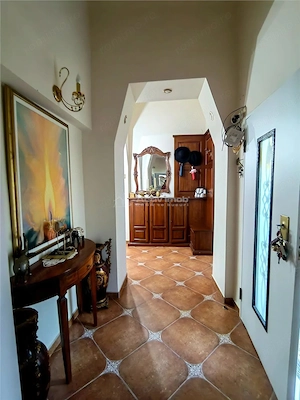 Apartament renovat ultracentral | 116 mp utili | 2 parcari | pod mansardabil 100mp | Traian Mosoiu,  - imagine 5
