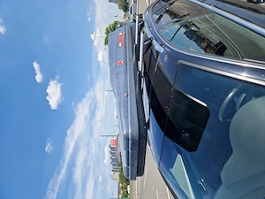 Cutie portbagaj-Thule complet cu bările de prindere