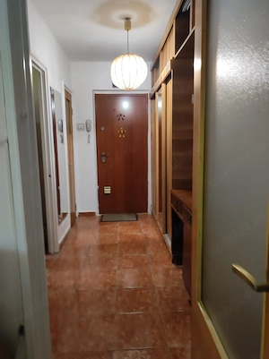 Vând Apartament 3 Camere, Str Valea Călugărească Nr 4, Bl 5 