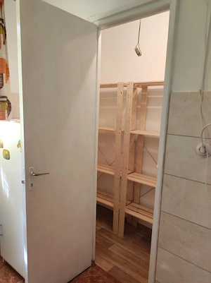 Vând Apartament 3 Camere, Str Valea Călugărească Nr 4, Bl 5  - imagine 4