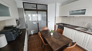 Vand apartament 4 camere, suprafata mare, structura deosebita, Noua Brasov - imagine 2