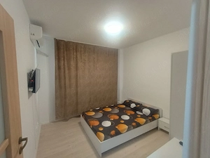 Închiriez garsonieră