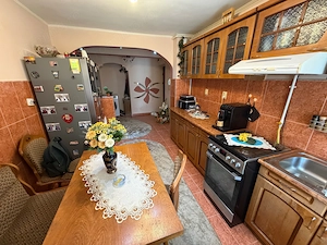 Apartament 2 camere, decomandat  - Cugir - imagine 5