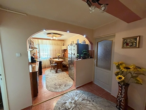 Apartament 2 camere, decomandat  - Cugir - imagine 4