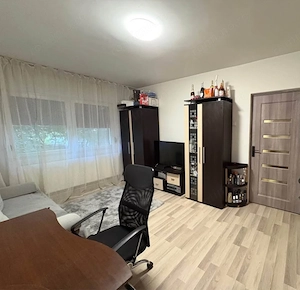 Redus Apartament 2 camere, 38.30 mp, zona Calea Bucuresti/Electroputere Mall - imagine 8