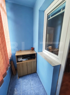 Apartament cu 3 camere, 49 mp, etaj 1, mobilat, zona Micro 15 - imagine 11