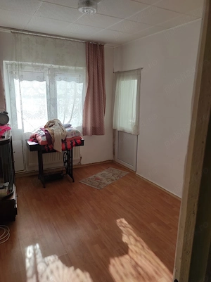 Proprietar vând apartament 4 camere decomandat.  - imagine 8