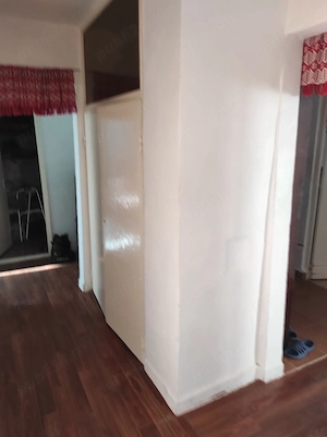 Proprietar vând apartament 4 camere decomandat.  - imagine 3