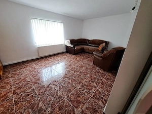 De inchiriat Casa Vila - Pascani - Zona Aerodrom - Ideal Sedii Birouri Clinica - imagine 3
