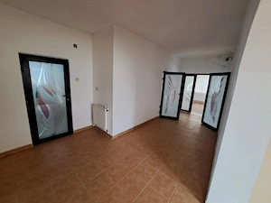 De inchiriat Casa Vila - Pascani - Zona Aerodrom - Ideal Sedii Birouri Clinica - imagine 2