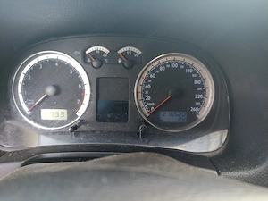 Vând VW Bora Variant 1.6 fsi benzină  - imagine 8