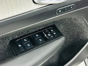 Volvo XC40 - imagine 13