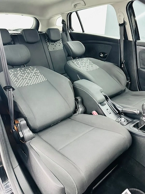 Renault Megane - imagine 16