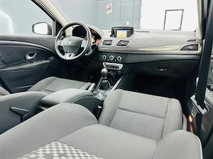 Renault Megane - imagine 17