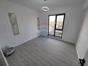 Casă Vânatori, P+1, Comision 0% - imagine 10