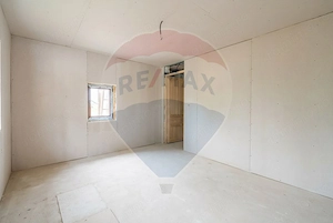 Casă de vânzare | Moldovenesti | Renovare necesară - imagine 4