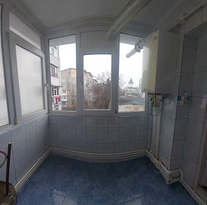 Apartament 3 camere de vânzare – Micro 21 | Etaj 2/4 | Centrală Ariston | Izolat - imagine 6