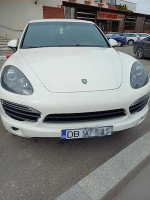 Porche Cayenne  - imagine 6