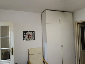 Situat in cea.mai ofertanta zona a orasului - imagine 3