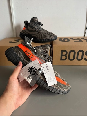 Yeezy 350 V2 Beluga