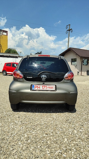 Toyota Aygo 2013 benzina  - imagine 5