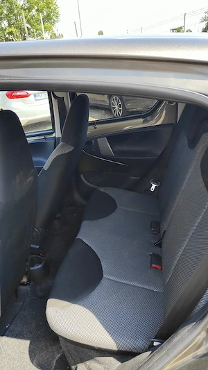 Toyota Aygo 2013 benzina  - imagine 4