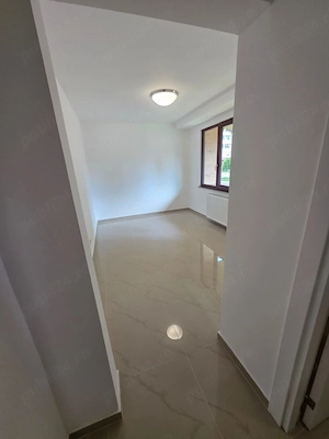 Sp.comercial Birouri,sediu  Ultracentral 50 mp. la bulevard  - imagine 4
