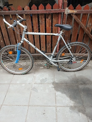 vind MTB Decathlon ,pe " 26"