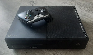 Consola XBOX ONE 1TB + controller