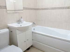 4 camere parter  nemobilat de inchiriat parc  Moghioros 3000 roni - imagine 5