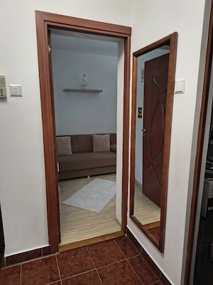 Închiriez apartament 3 camere - imagine 8