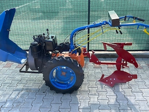 Vand motocultor complet restaurat