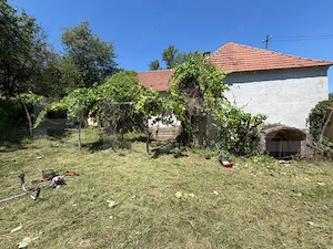  Casă cu teren generos de 2.674 mp–Lângă Geoagiu Băi  - imagine 3