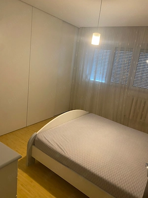 Apartament 3 camere, zona Sala Polivalentă - Direct proprietar - imagine 10