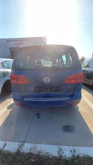 Dezmembram VW Touran 1.6 TDI CAYC cod cutie MPL - imagine 5