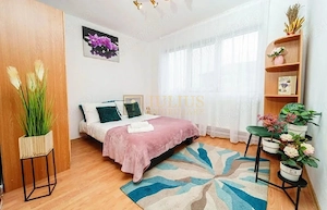 3 camere| 2 dormitoare| 2 bai| centrala proprie| apartament frumos|